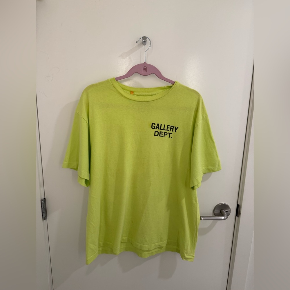 Authentic Gallery Dept Bright Green Tee size L